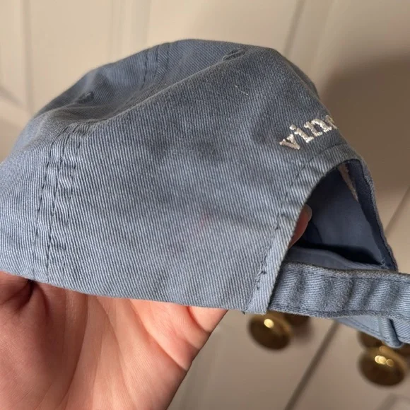 Vineyard Vines Hat - Picture 3 of 3